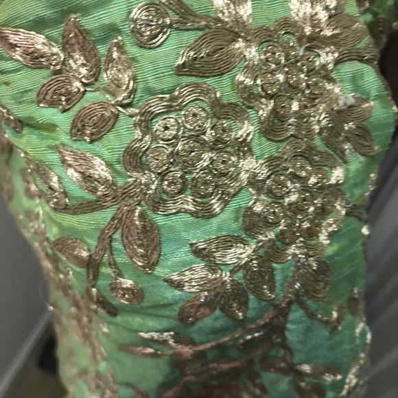 Beautiful Indian Halter Neck Kurti - Picture 8 of 10